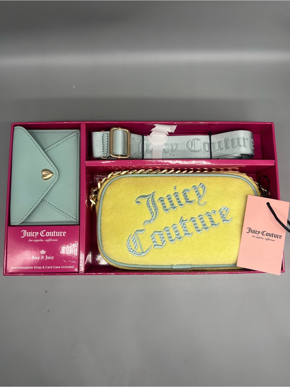 Juicy couture slim camera bag gift set